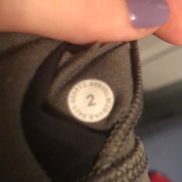 Lululemon free to be elevated bra - Picture 3 of 5
